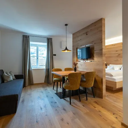 Kugler Aparthotel 3*